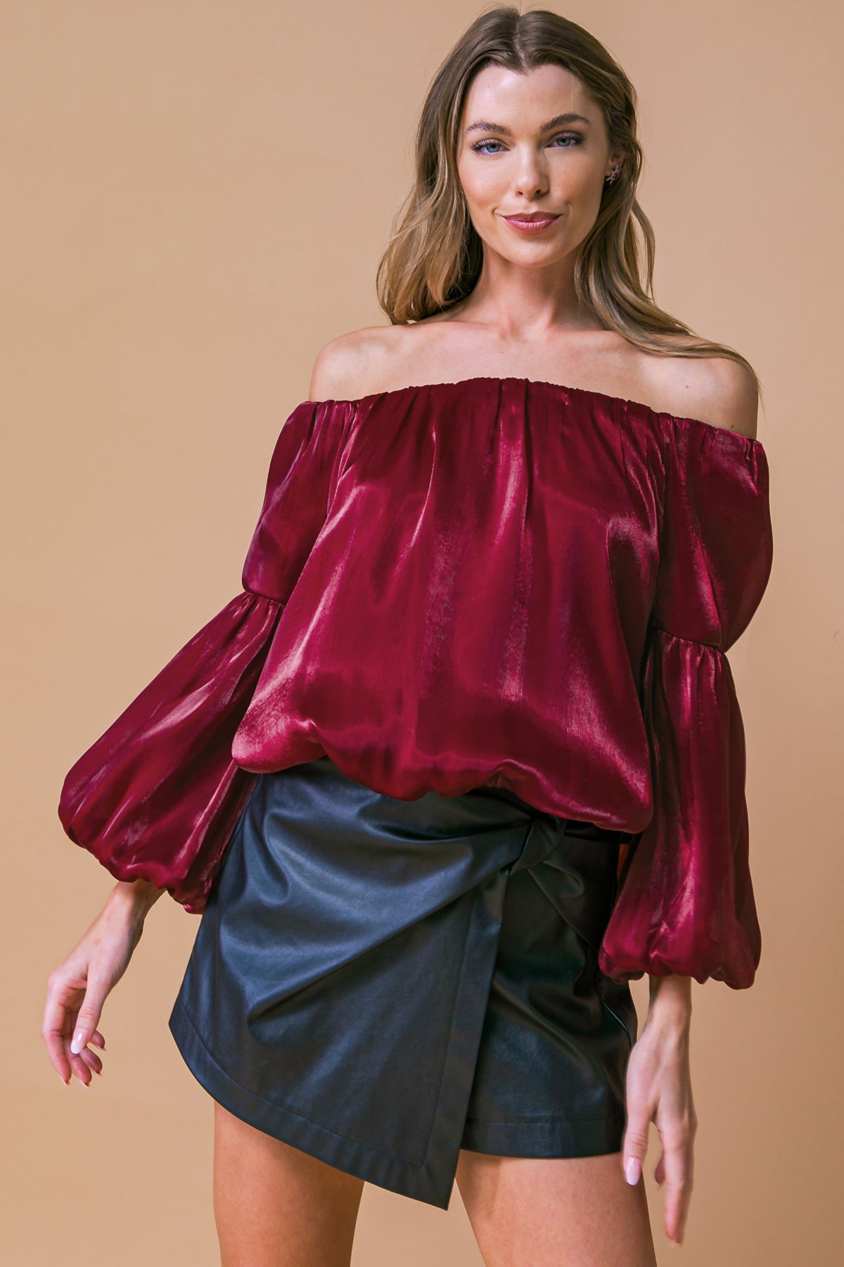 SIMPLY FAVORED WOVEN TOP Flying Tomato